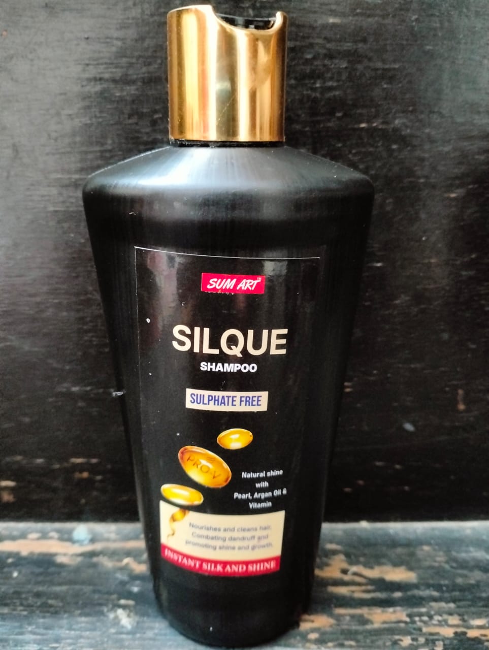 Sum Art Silque Shampoo Providing Gentle Care Nourishing Formula Strengthening Quality Everyday Hair Support - 180ML