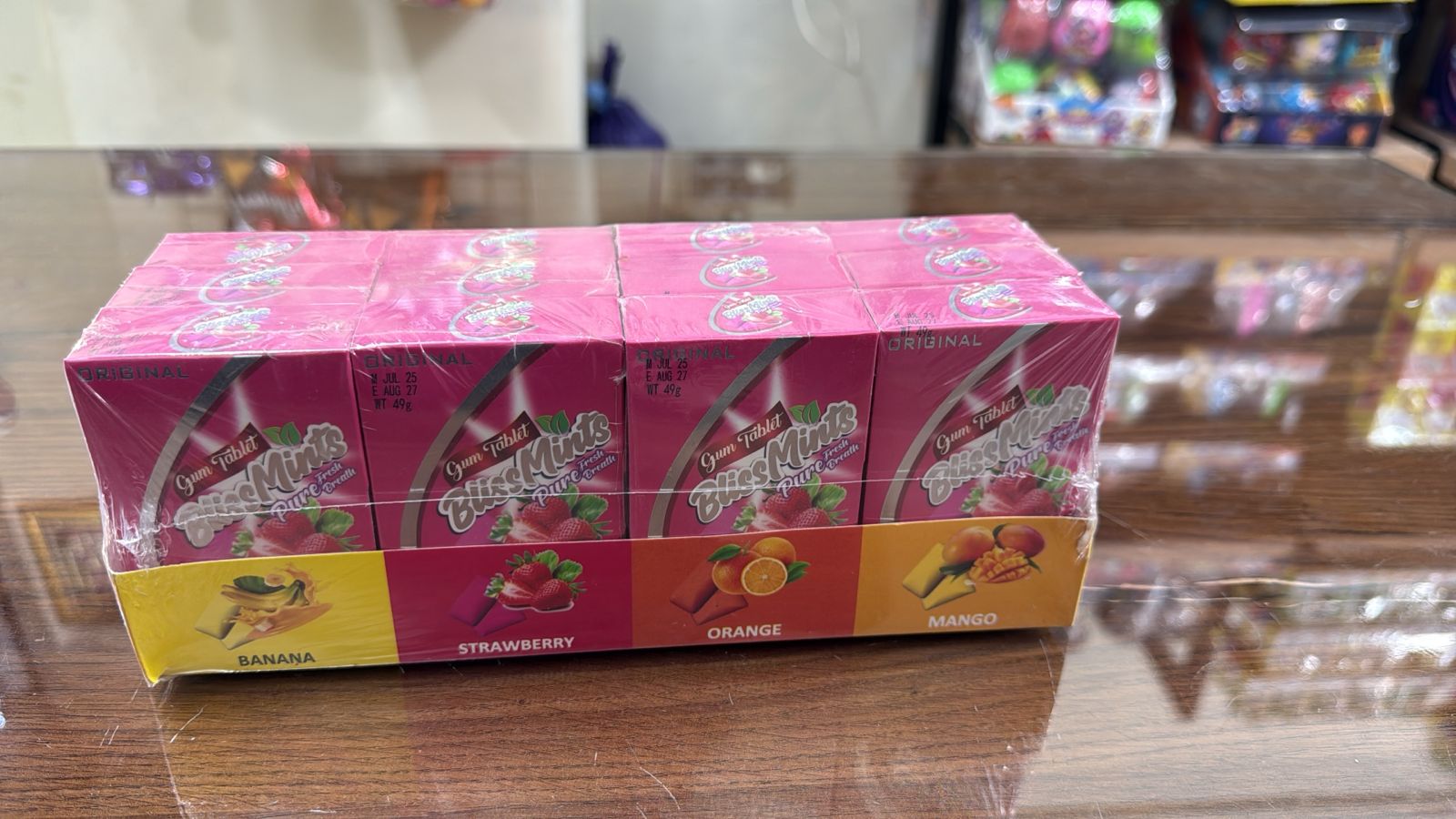 BlissMints Gum Tablets Assorted Fruit & Mint Flavors - 12 Packs x 12 Pieces | Fresh Breath & Long-Lasting Taste Variety Bundle ( strawberry )