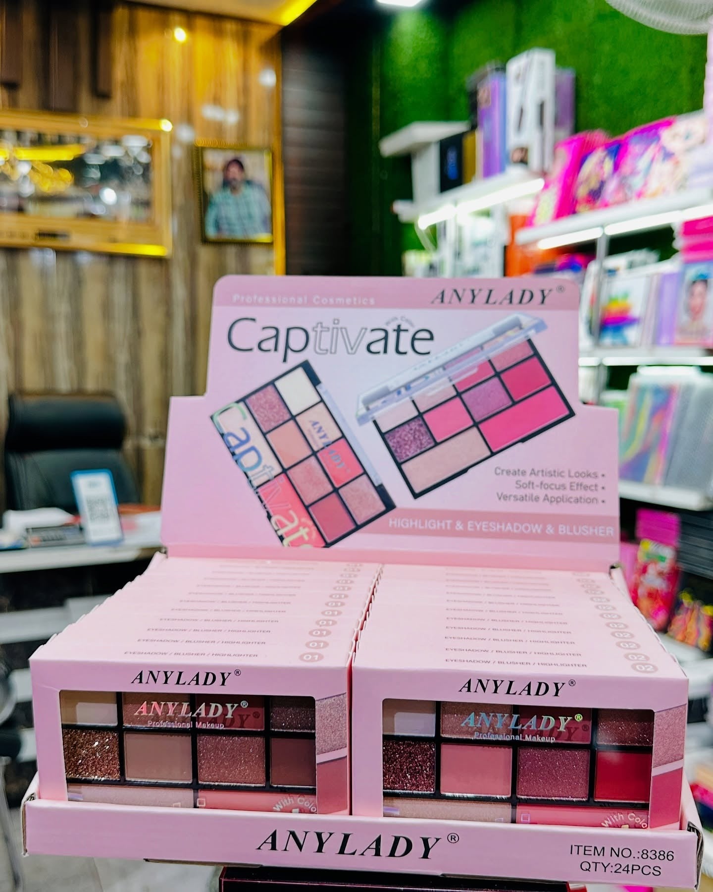 ANYLADY Captivate Professional Makeup Palette - 9-Shade Eyeshadow & Blusher Kit with High-Pigment Matte, Shimmer & Glitter Finishes